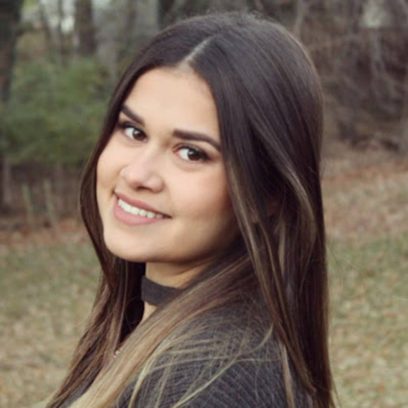 Meet your Posher, Amanda - Picture 1 of 1